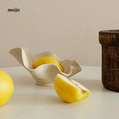 MUYE Wavy Cream Fruit Bowl from MUYE