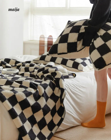 Chessboard Fleece Throw from REWER