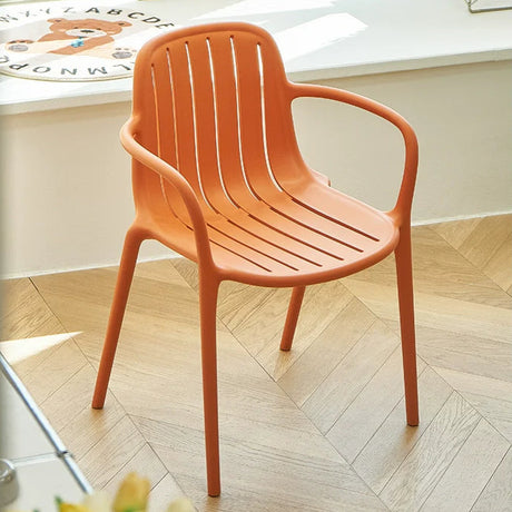 LAZYSPACE Noah Plastic Highchair from LAZYSPACE