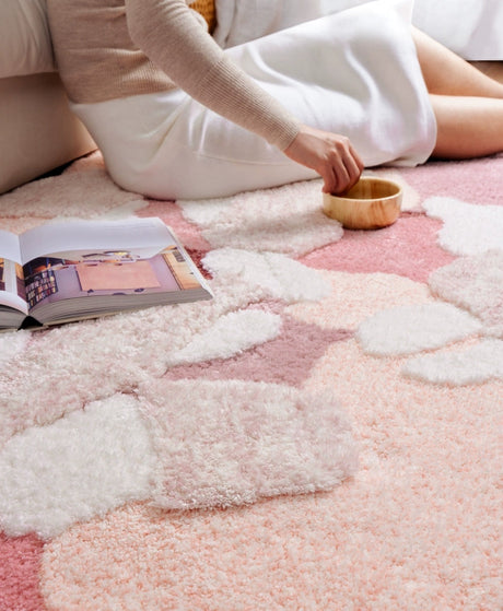 KENZAKI Sakura Snow Washable Rug from KENZAKI