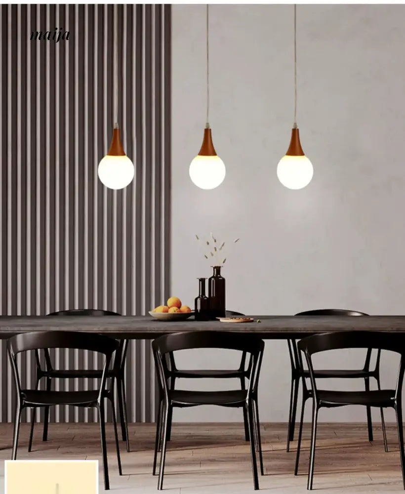 CH LIGHTING Modern Japanese Glossy Table Lamp from HOBBYTREE