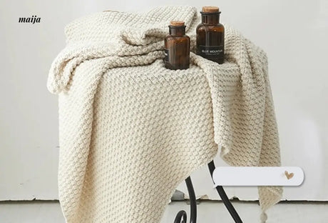 MAN YUE HOME Scandinavian Knitted Sofa with Duvet for Sleep from MAN YUE HOME