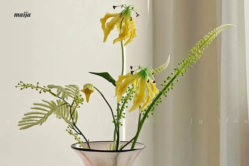 GUIFOU Flower Arrangement Glass Vase from GUIFOU
