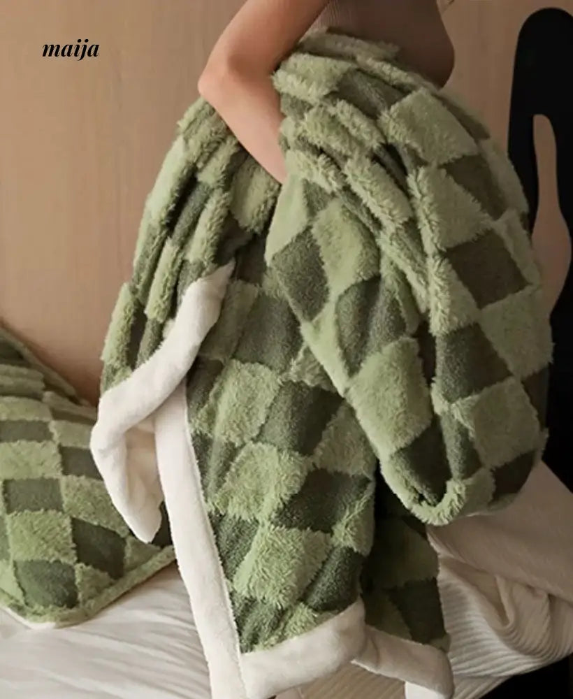 Diamond Pattern Double Layer Blanket from Shui Yang