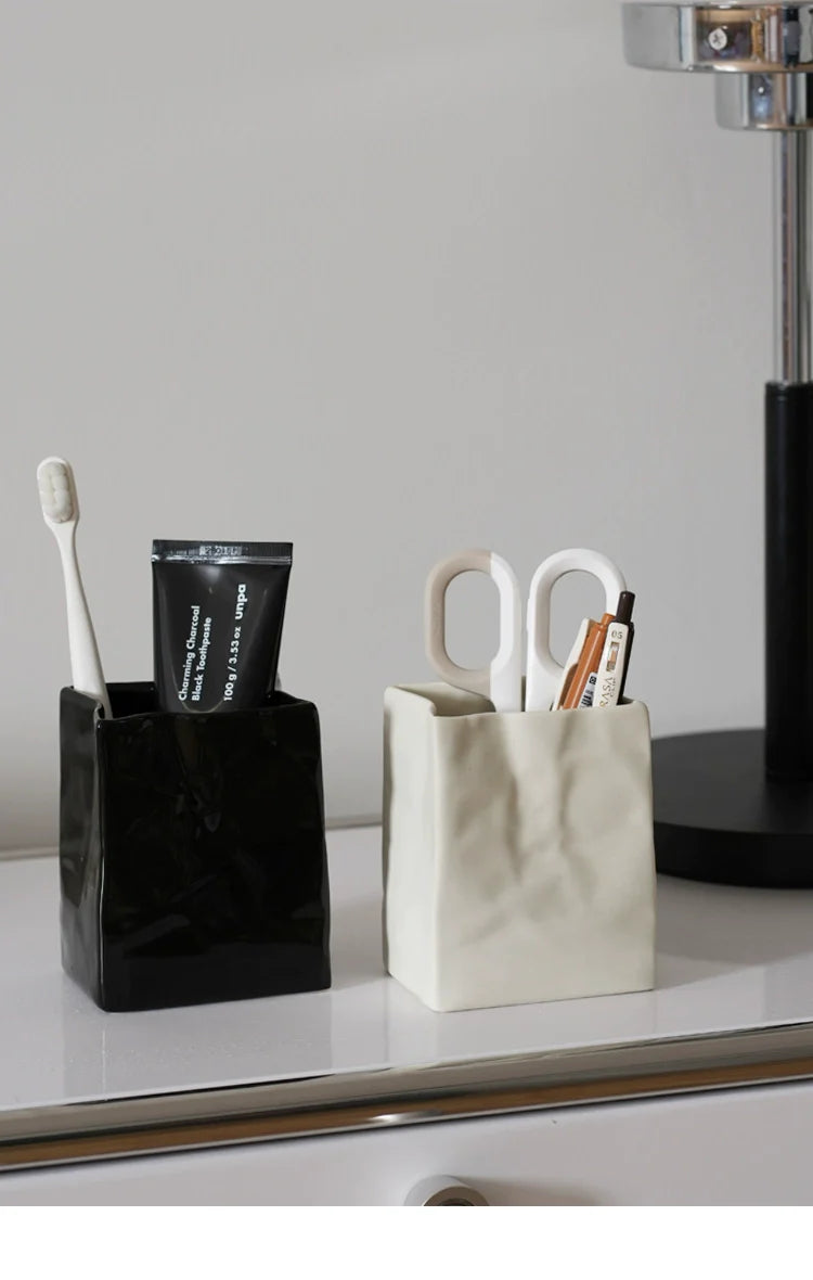 LENYVASEN Caspian Stationery Storage Brush Holder from LENYVASEN