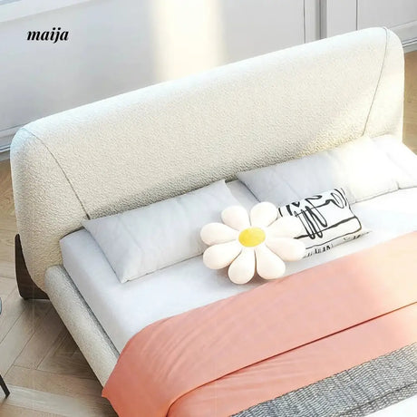 YS Lilia Boucle Bed from KIMACHI