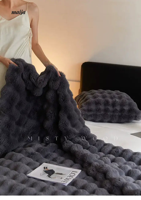 MISTYWOOD Elite Duvet for Sofa and Bed from MISTYWOOD