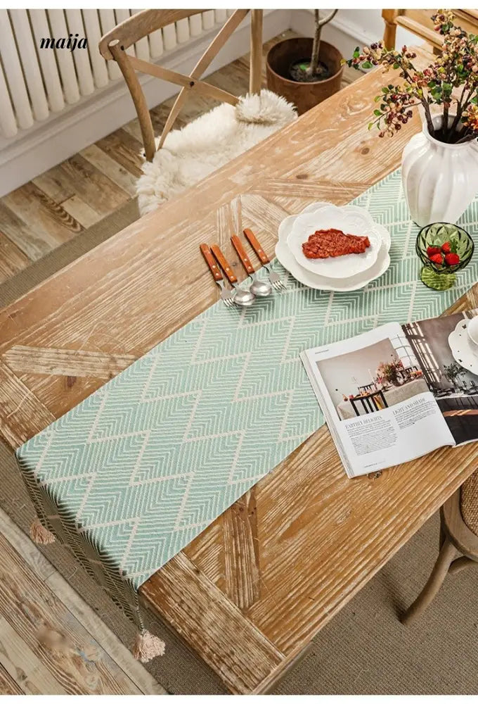 MAN YUE HOME Retro Tablecloth with High-Quality Cotton Linen Finish from MAN YUE HOME