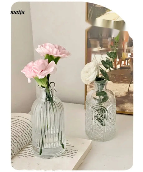 BANKE Retro Glossy Flower-Shaped Small Vase from BANKE