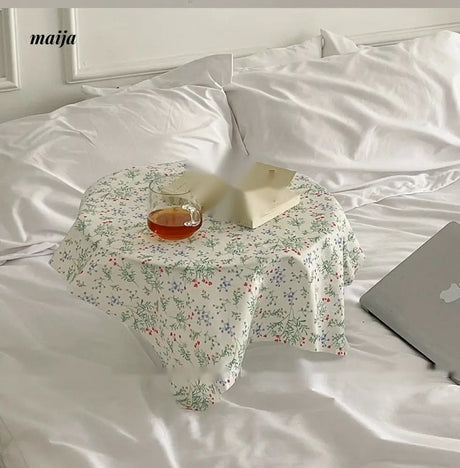 MELONGIRL INS Wind French Broken Flower Table Cloth from MELONGIRL
