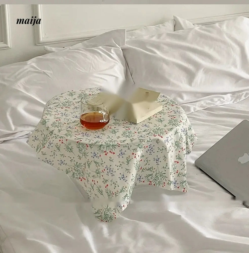 MELONGIRL INS Wind French Broken Flower Table Cloth from MELONGIRL