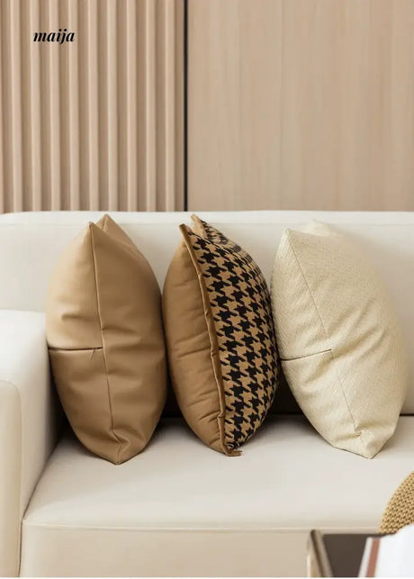MISTYWOOD Retro High-End Leather Pillow from MISTYWOOD