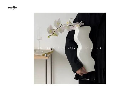 CLICK Scandinavian Play Car Ceramic Jewelry Stand from CLICK