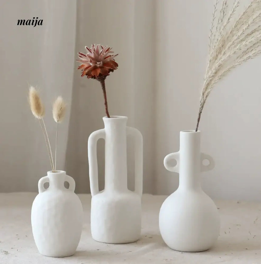 Light Chasing Ceramic Vase