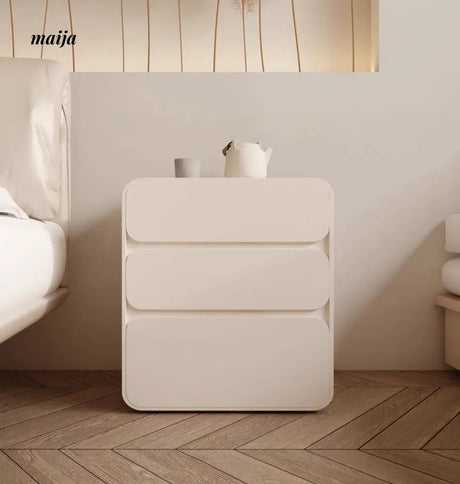Cassandra Bedside Table from Mufanli