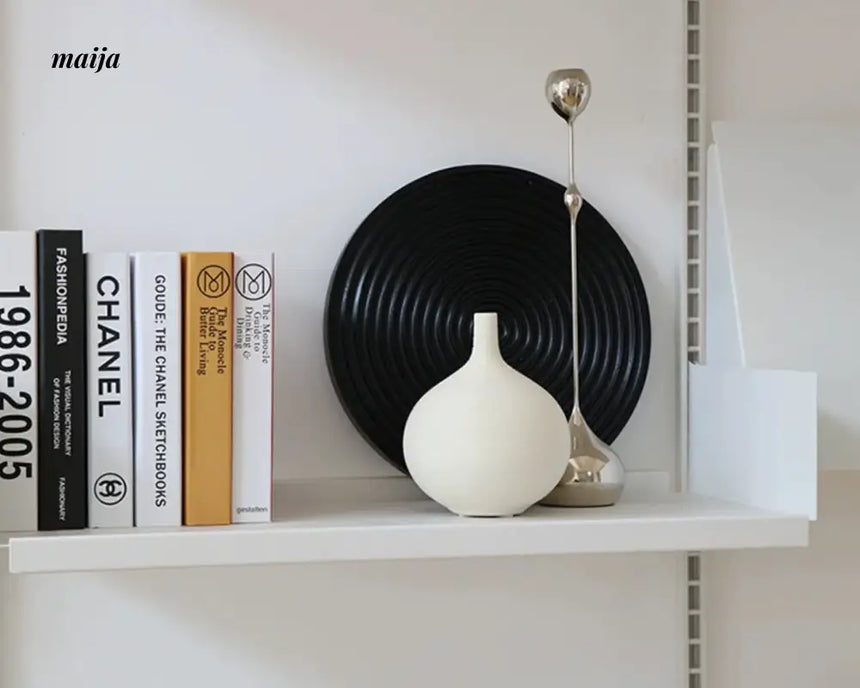 COLOURHUNTER Brand Black Retro Wooden Decorations from maija