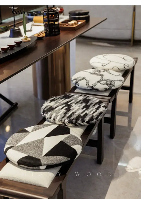 MISTYWOOD Circular Knitted Living Room Cushion from MISTYWOOD