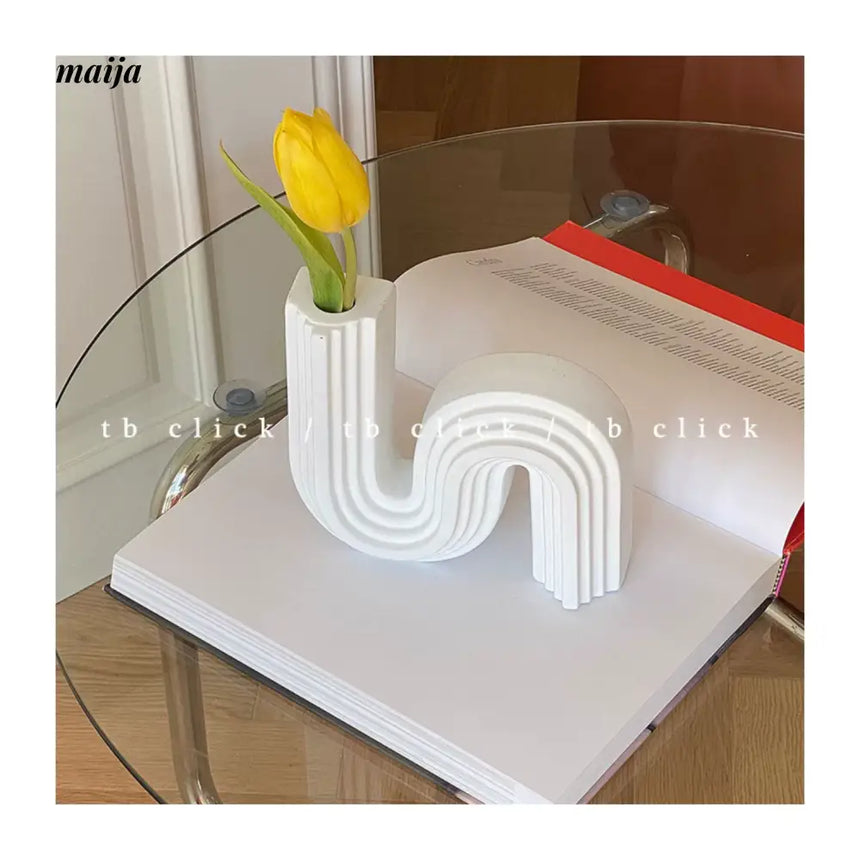 CLICK Ceramic Sculpture Art Vase S-Shape Design from CLICK