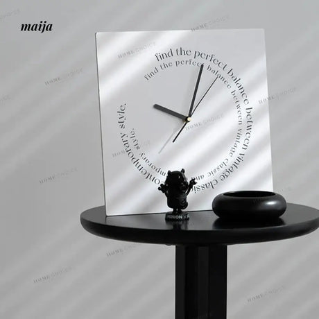 LIVINGPLUS Elegant PVC Table Watch from LIVINGPLUS