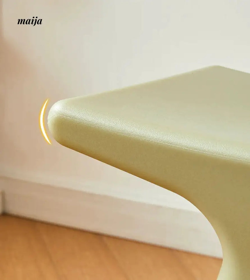 Pastel Shoe Changing Bench from maija