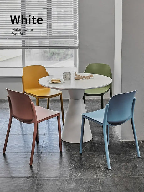 ABOUT WHITE Alaric Sleek Ergonomic High Chair from ABOUT WHITE