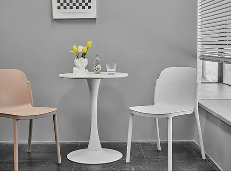 ABOUT WHITE Alaric Sleek Ergonomic High Chair from ABOUT WHITE