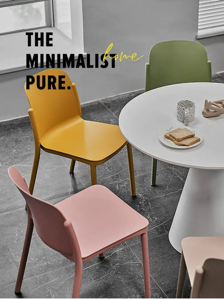 ABOUT WHITE Alaric Sleek Ergonomic High Chair from ABOUT WHITE