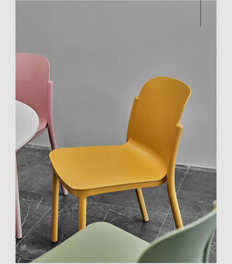 ABOUT WHITE Alaric Sleek Ergonomic High Chair from ABOUT WHITE
