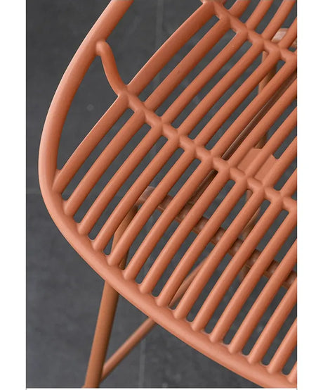 ABOUT WHITE Aurelia Sleek Iron Art Bar Chair from ABOUT WHITE