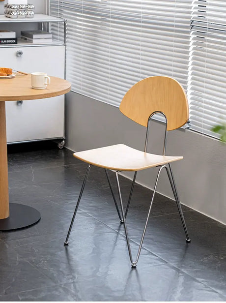 ABOUT WHITE Elowen Elegant Vintage Dining Chair from ABOUT WHITE