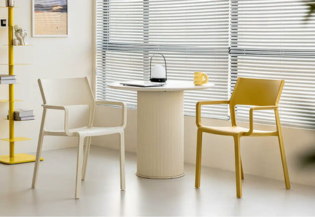 ABOUT WHITE LYSANDER Modern Minimalist Plastic Dining Chair from ABOUT WHITE