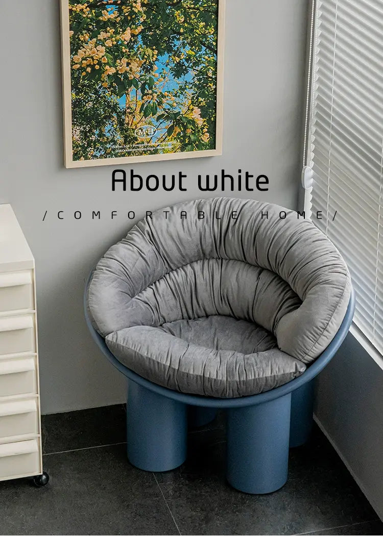 ABOUT WHITE Rosalía Cozy Minimalist Red Chair from ABOUT WHITE