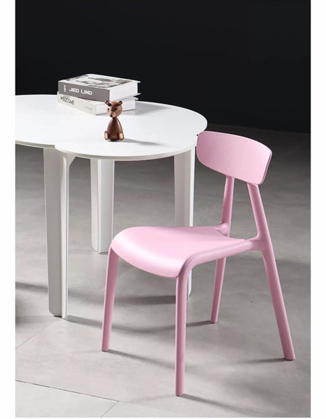 ABOUT WHITE Seraphina Minimalist Plastic Highchair from ABOUT WHITE