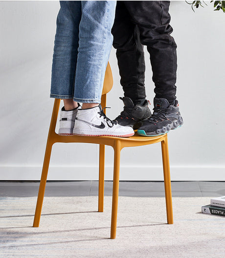 A&D Kathmandu Nebula Modern Highchair from A&D