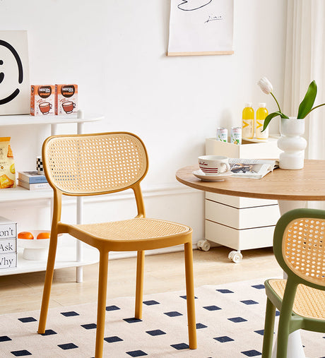 A&D Lysander Sleek Modern Highchair from A&D