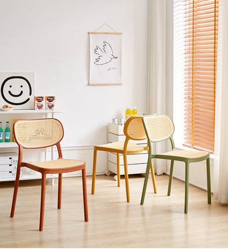 A&D Lysander Sleek Modern Highchair from A&D