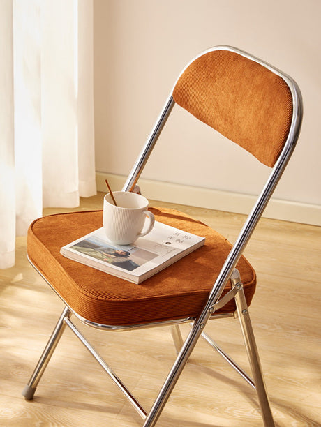 A&D Montserrat Vintage Illuminated Retro Table Lamp from A&D