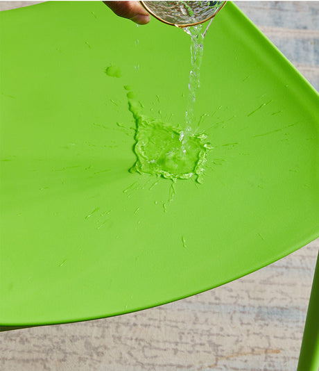 A&D Penelope Sleek Scandinavian Plastic High Chair from A&D