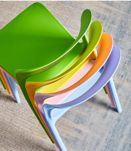 A&D Penelope Sleek Scandinavian Plastic High Chair from A&D