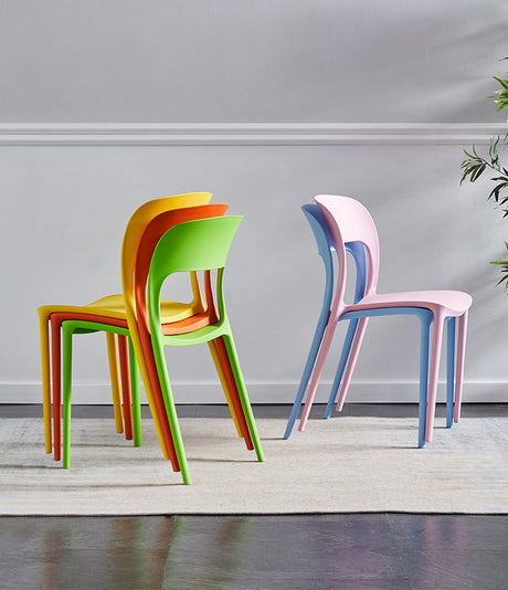 A&D Penelope Sleek Scandinavian Plastic High Chair from A&D
