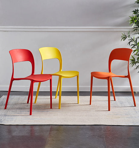 A&D Penelope Sleek Scandinavian Plastic High Chair from A&D