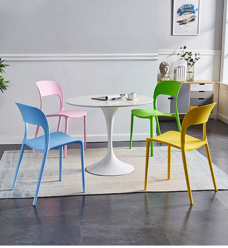 A&D Penelope Sleek Scandinavian Plastic High Chair from A&D