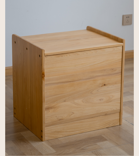 BAIYA SHUNAN Isidora Stylish Solid Wood Bedside Table from BAIYA SHUNAN
