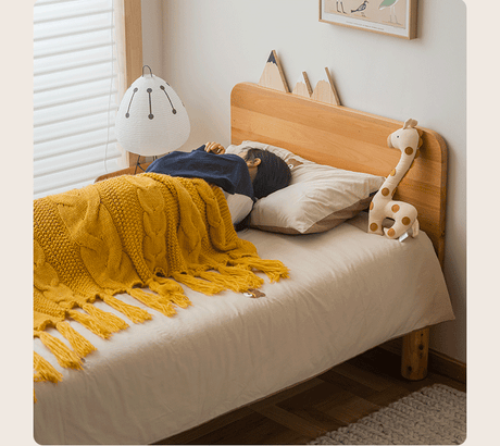 BAIYA SHUNAN Keisuke Minimalist Natural Wood Crib from BAIYA SHUNAN