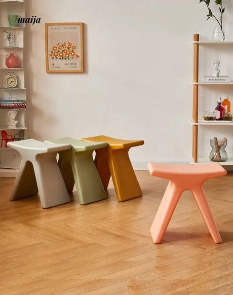 Pastel Shoe Changing Bench from maija