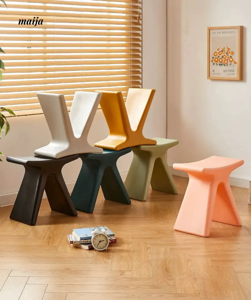 Pastel Shoe Changing Bench from maija
