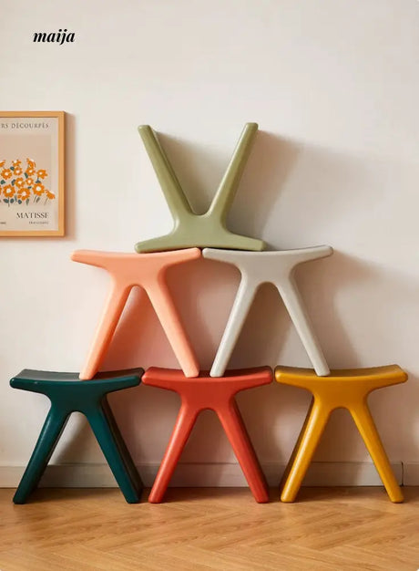 Pastel Shoe Changing Bench from maija