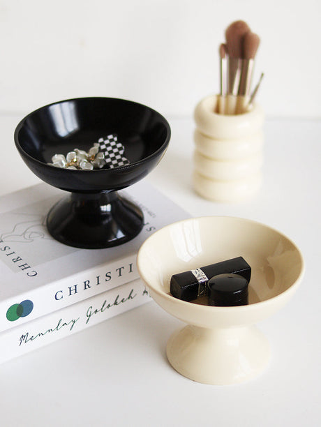 EPIUS Santiago Elegant Scandinavian Table Props from EPIUS