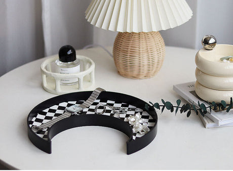 EPIUS Takamori Sleek Nordic Checkered Tablet Storage Disk from EPIUS