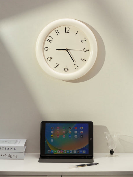 EPIUS Tansy Minimalist Elegant Wall Clock from EPIUS